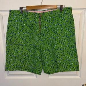 Men’s Lilly Pulitzer shorts size 36